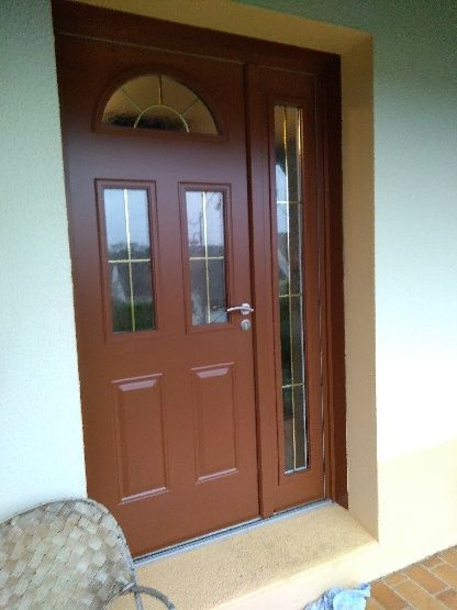 porte d'entrée en bois